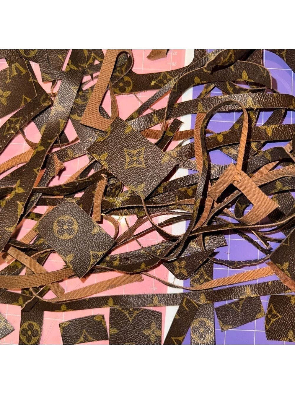 Louis Vuitton Brown Monogram Leather Scrap Pieces bundle 5 - Picture 4 of 11
